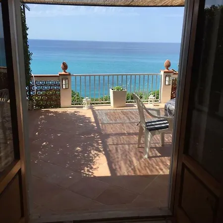 La Marinette Terrazzo Sul Mare トロペーア