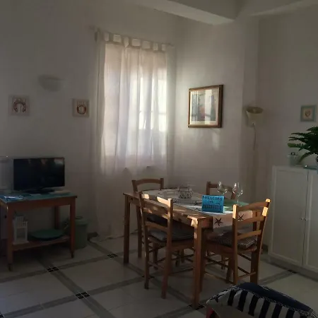 La Marinette Terrazzo Sul Mare アパート *