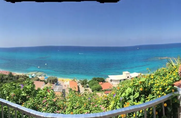 La Marinette Terrazzo Sul Mare Lägenhet