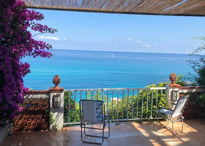 La Marinette Terrazzo Sul Mare 特罗佩阿